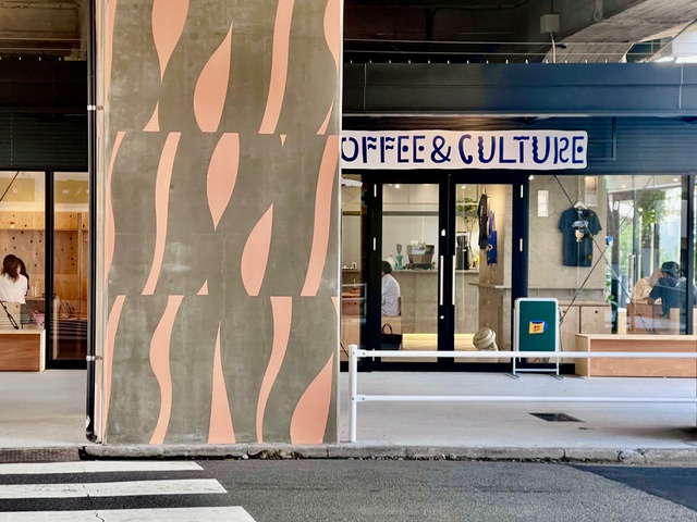 10 COFFEE BREWERS 別府駅高架下店9.jpg
